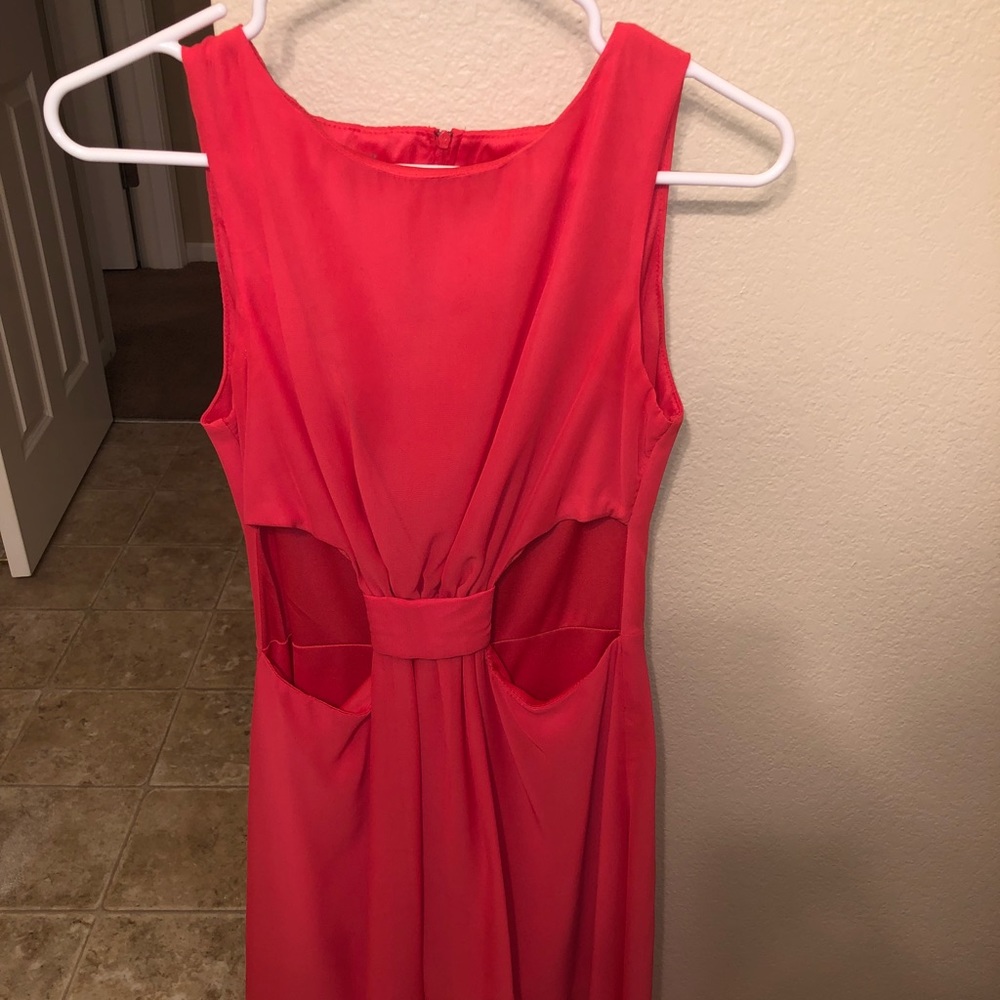 Fun versatile dress, cut-out design in front